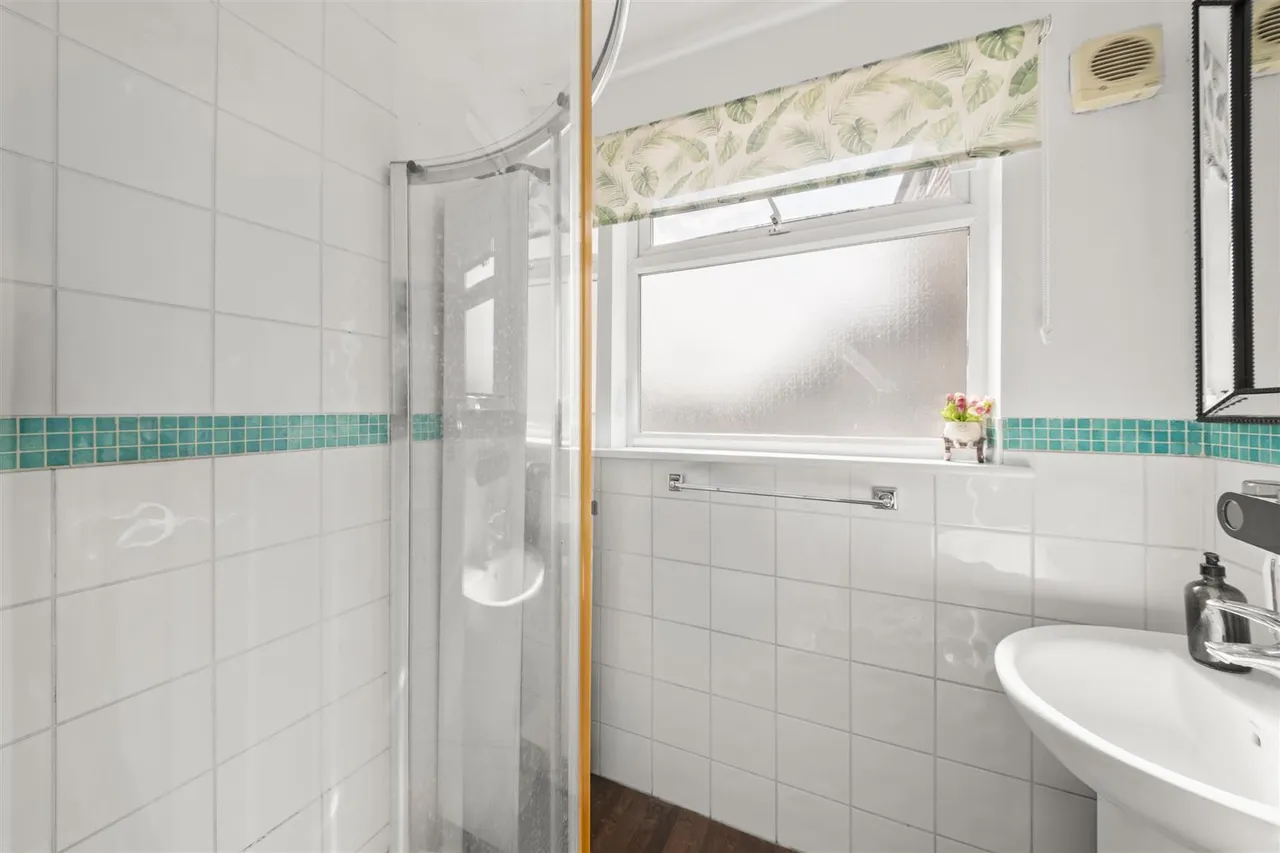 Ellerdine Road, Hounslow, photo 9