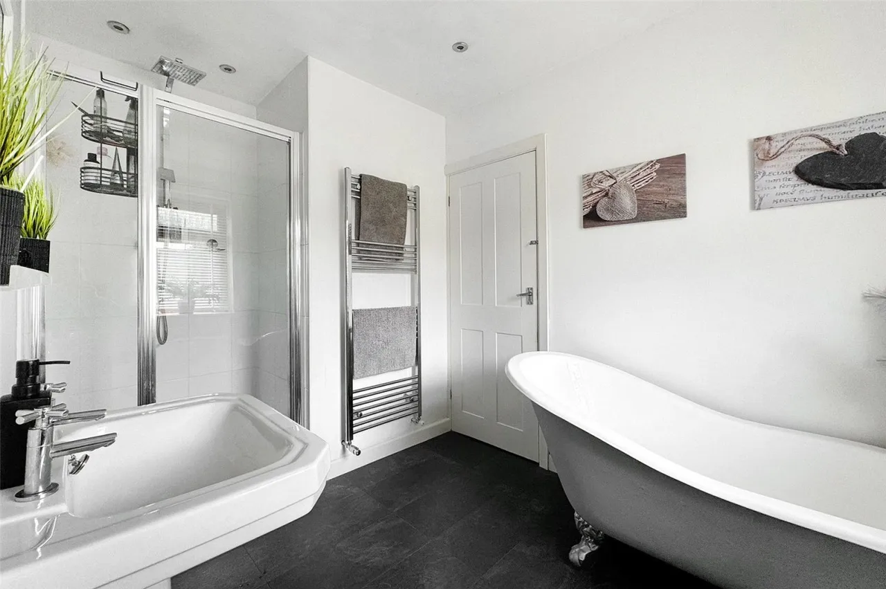 Angmering, BN16, photo 14
