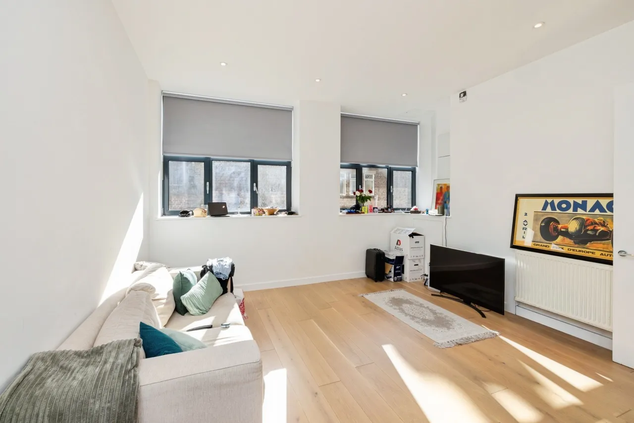 1 bed flat to rent, Manningtree Street, Aldgate, E1