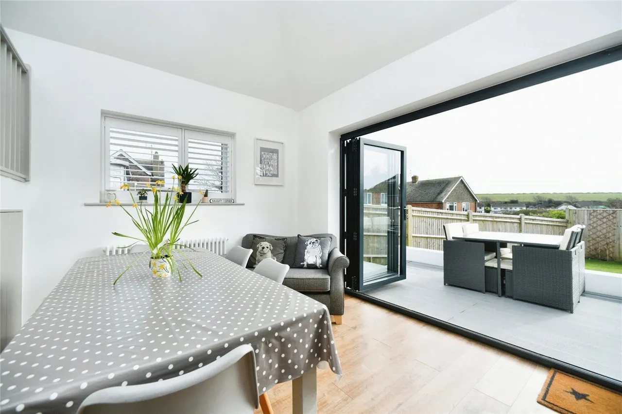 Cissbury Crescent, Saltdean, BN2, photo 10