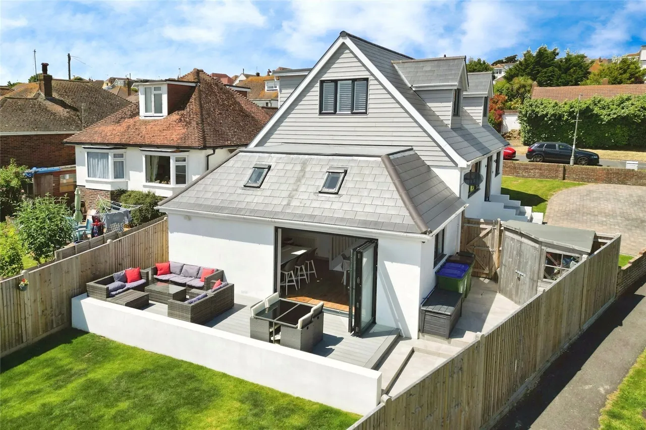Cissbury Crescent, Saltdean, BN2, photo 2