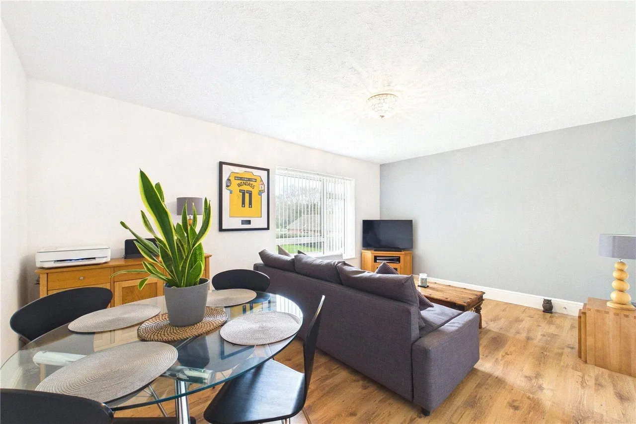 Marketing Card, Tunworth Court, RG26, photo 2