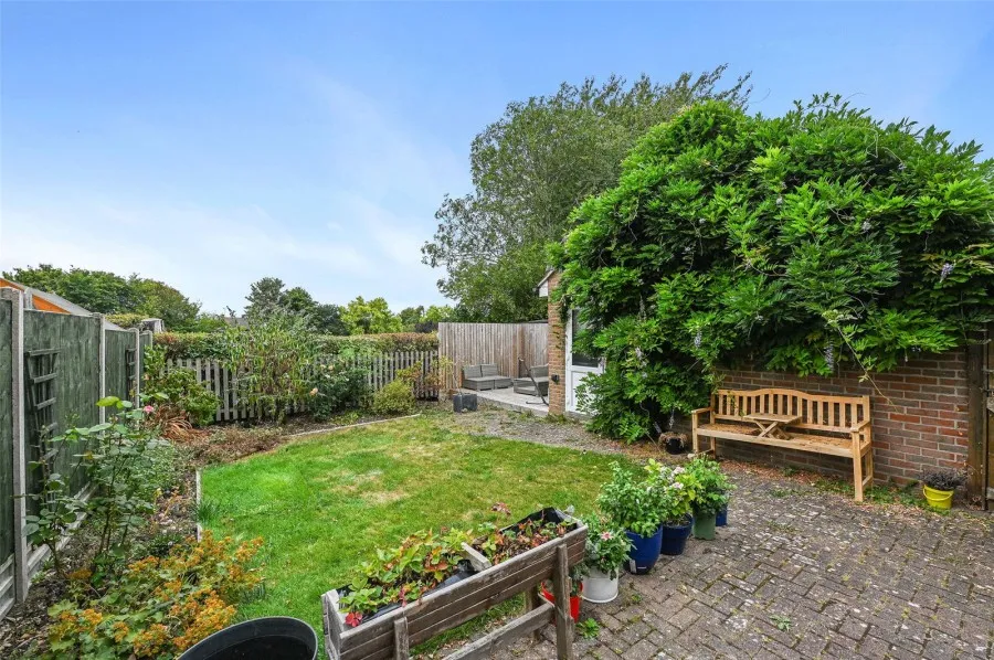 House Under Offer with 3 bedrooms in Steeple Bumpstead, Nr Haverhill, CB9, photo 11