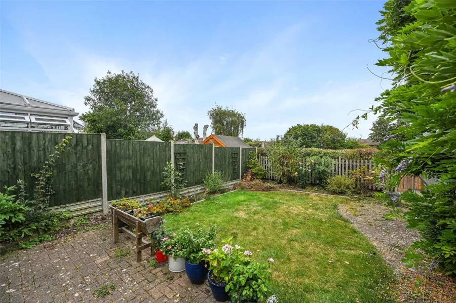 House Under Offer with 3 bedrooms in Steeple Bumpstead, Nr Haverhill, CB9, photo 12