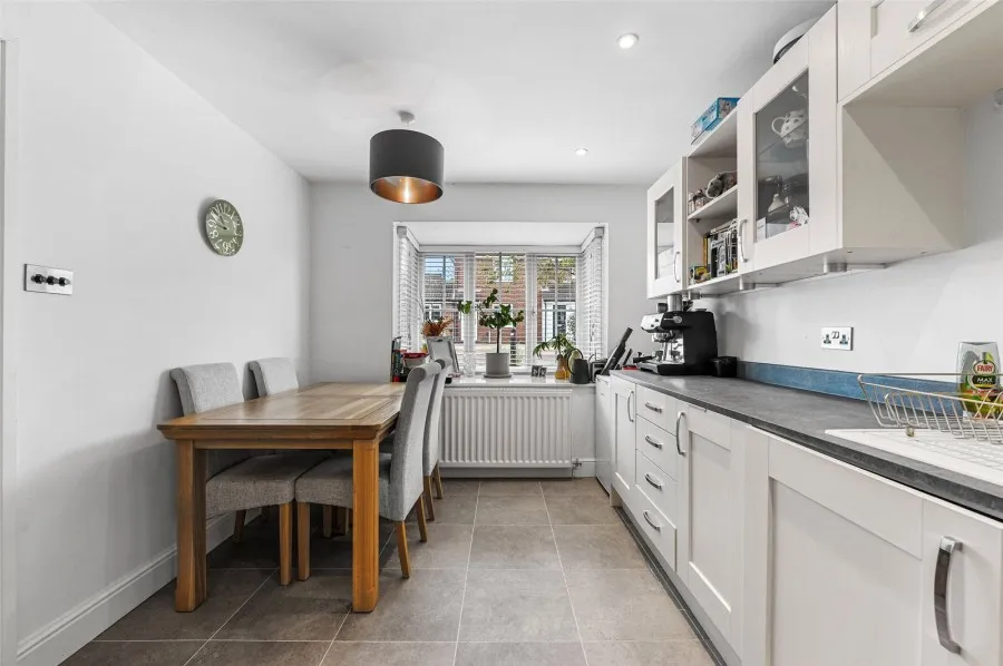 House Under Offer with 3 bedrooms in Steeple Bumpstead, Nr Haverhill, CB9, photo 6