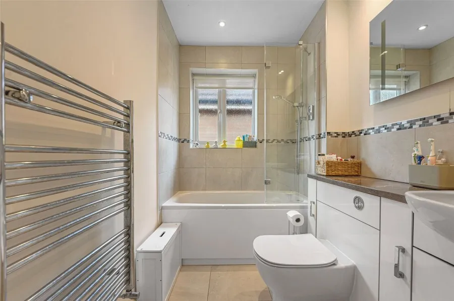House Under Offer with 3 bedrooms in Steeple Bumpstead, Nr Haverhill, CB9, photo 10