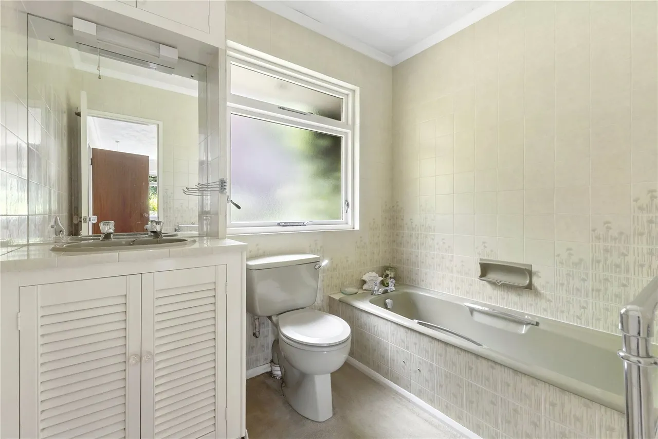 Lodsworth, Petworth, GU28, photo 8