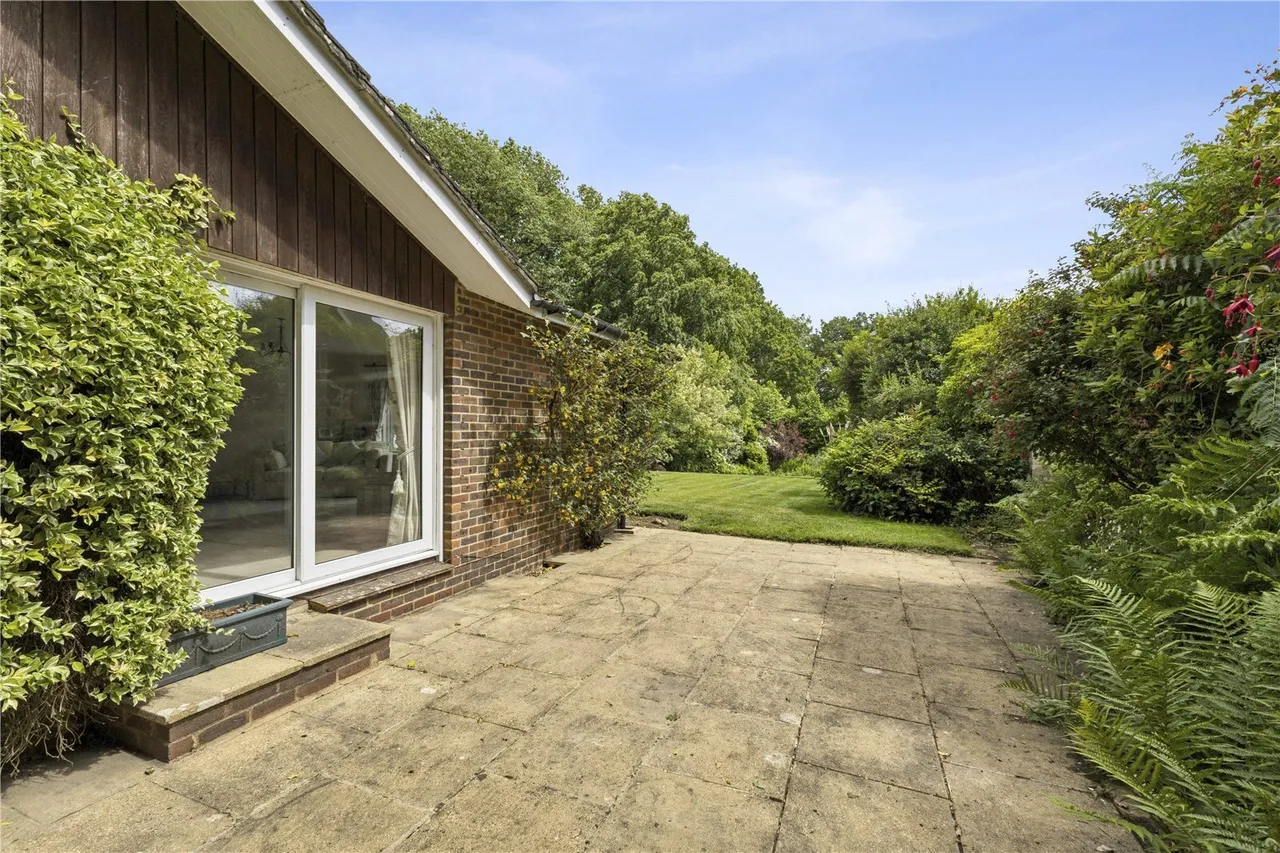 Lodsworth, Petworth, GU28, photo 9