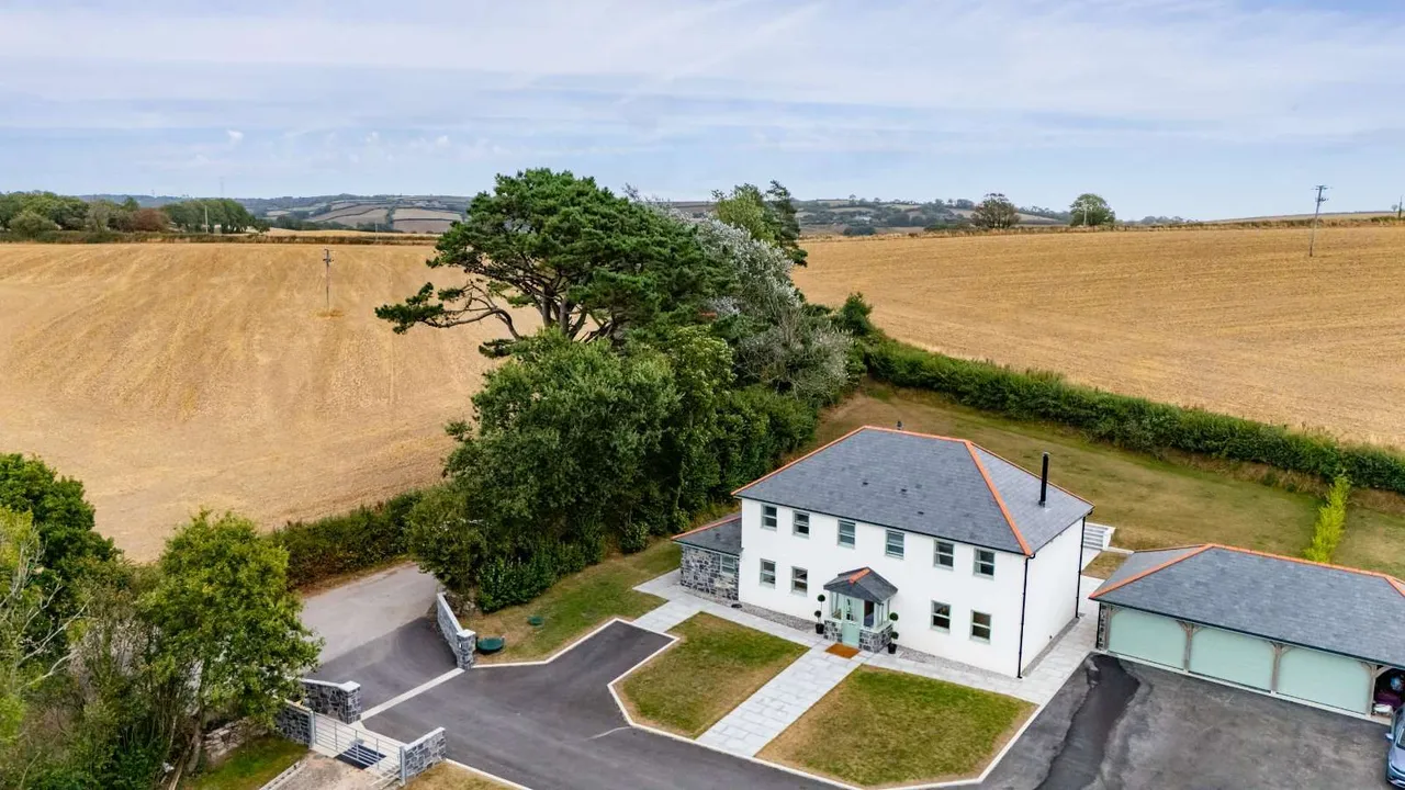 West Pitten, Plymouth, PL7, photo 14