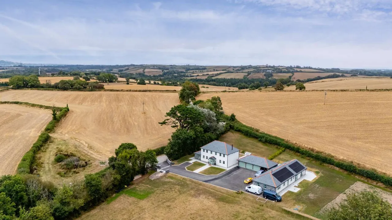 West Pitten, Plymouth, PL7, photo 16