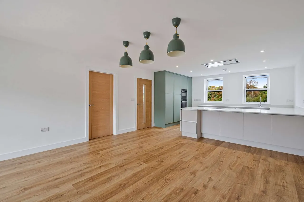 West Pitten, Plymouth, PL7, photo 8