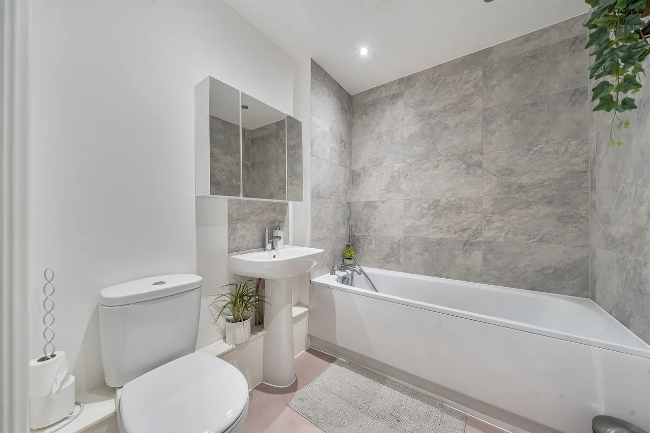 Boyn Valley Road, Maidenhead, SL6, photo 12