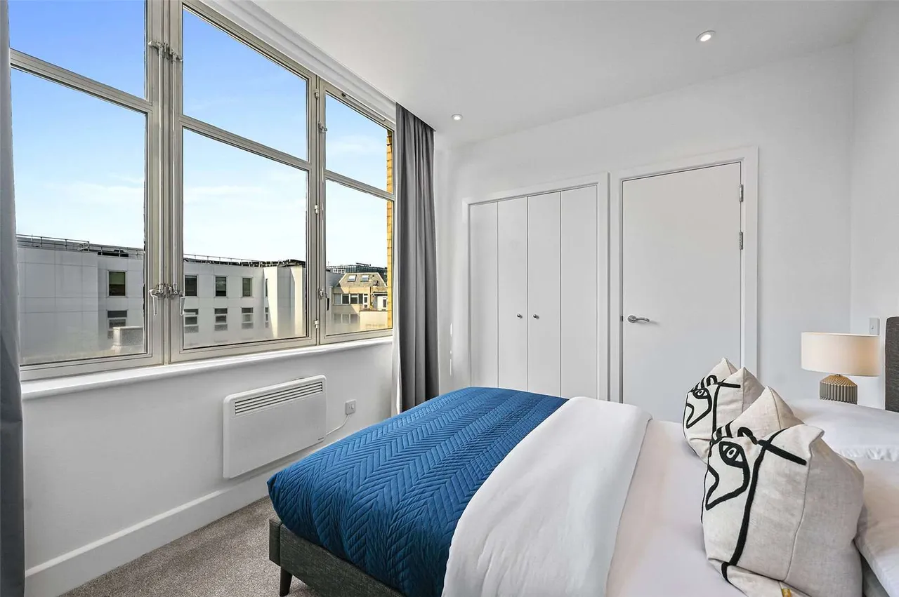 West Smithfield, London, EC1A 9HZ, photo 8