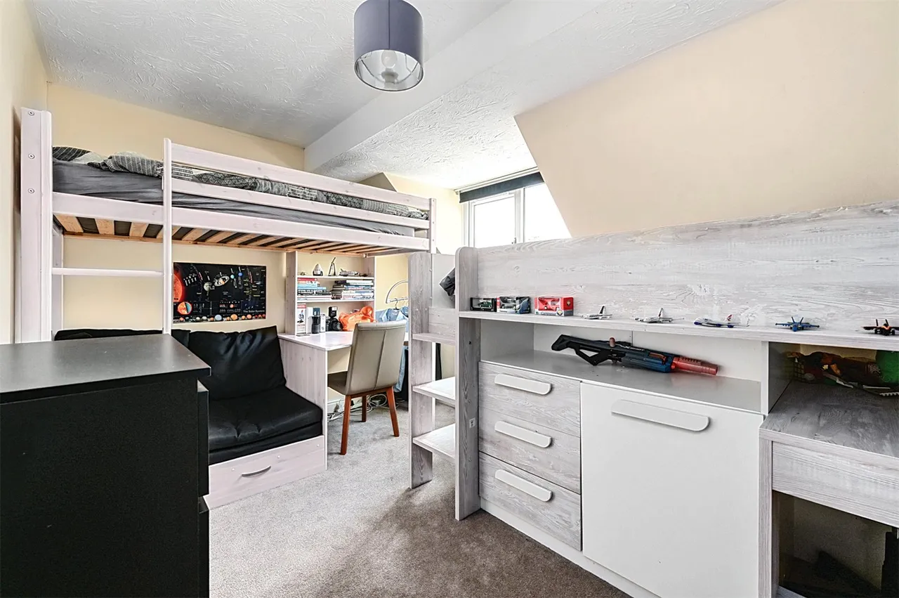 College Road, Ash Vale, Guildford, Surrey, GU12 5HD, photo 7