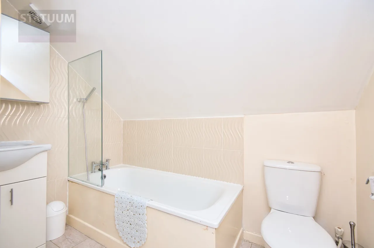 Shacklewell Lane, Dalston, E8, photo 14