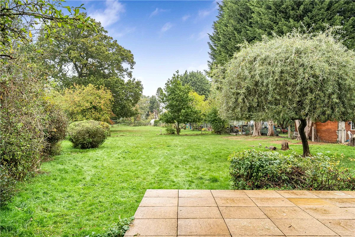 Hodgetts Lane, Burton Green, CV8, photo 14