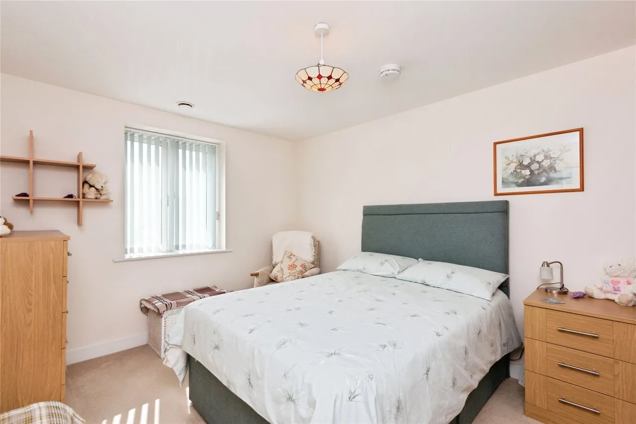 Shortwood Copse Lane, RG23, photo 10