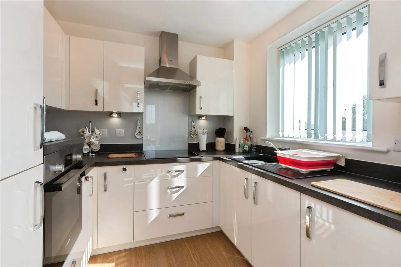 Shortwood Copse Lane, RG23, photo 13