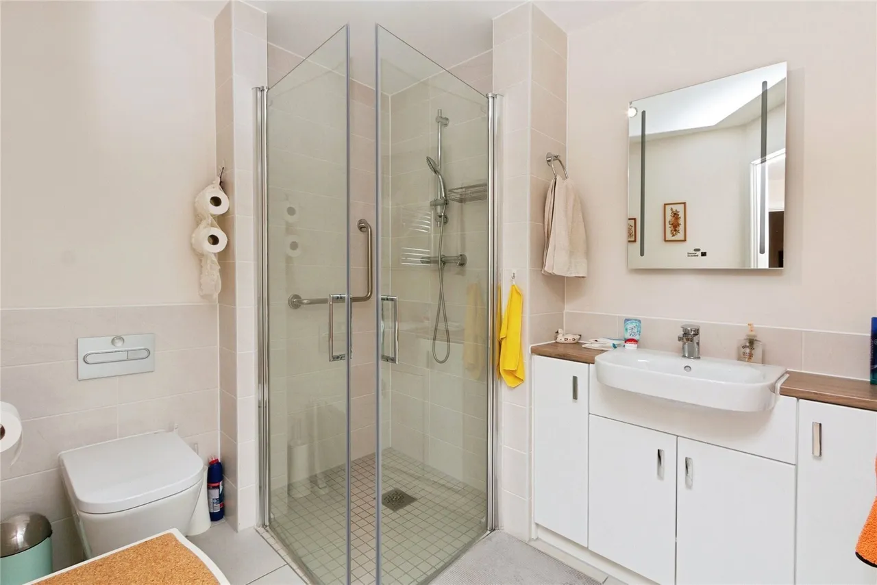Shortwood Copse Lane, RG23, photo 9