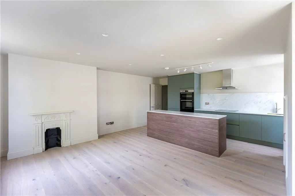 Rostrevor Road, London, SW6, photo 32