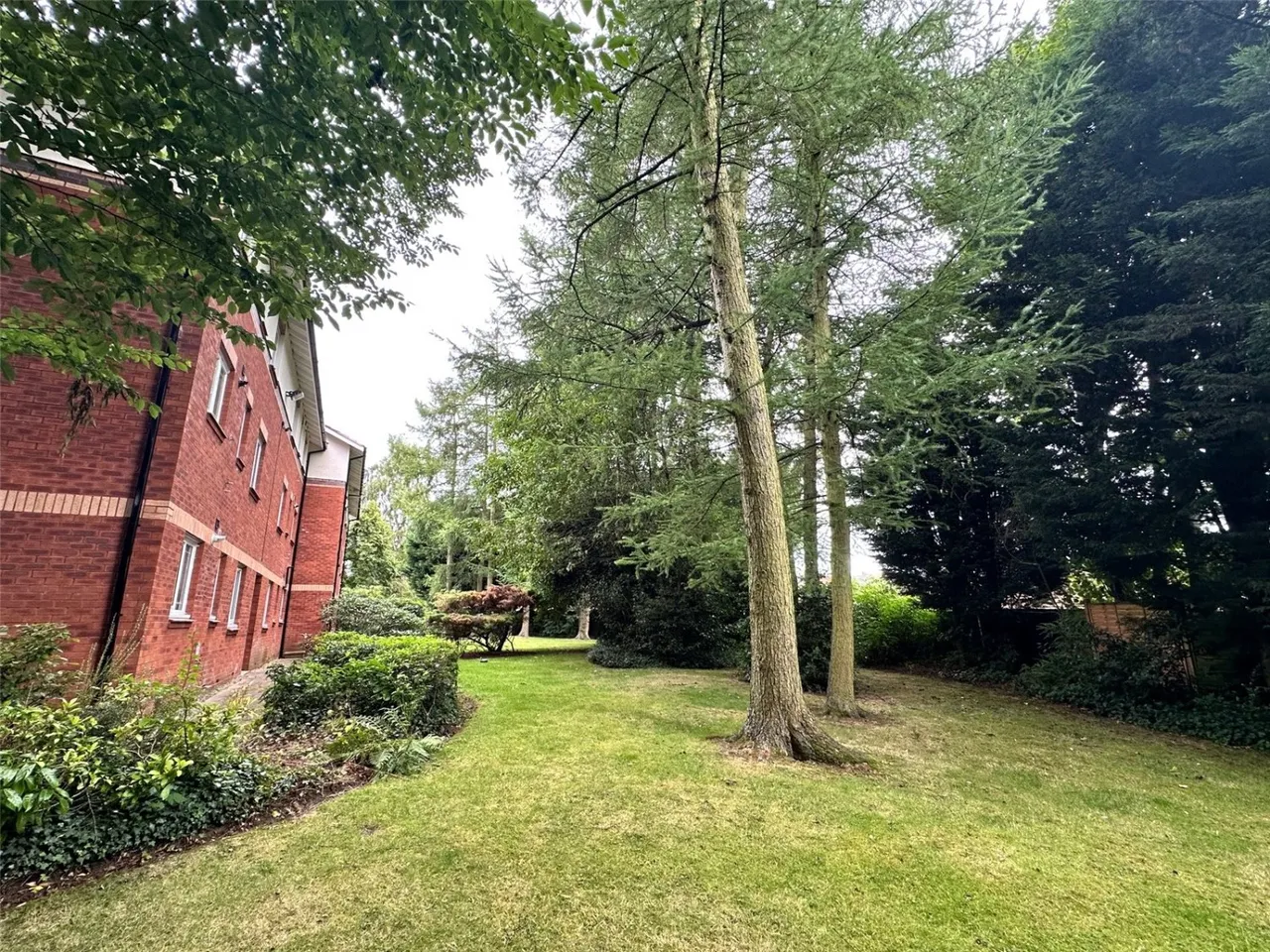Kendal Road, Macclesfield, SK11, photo 16