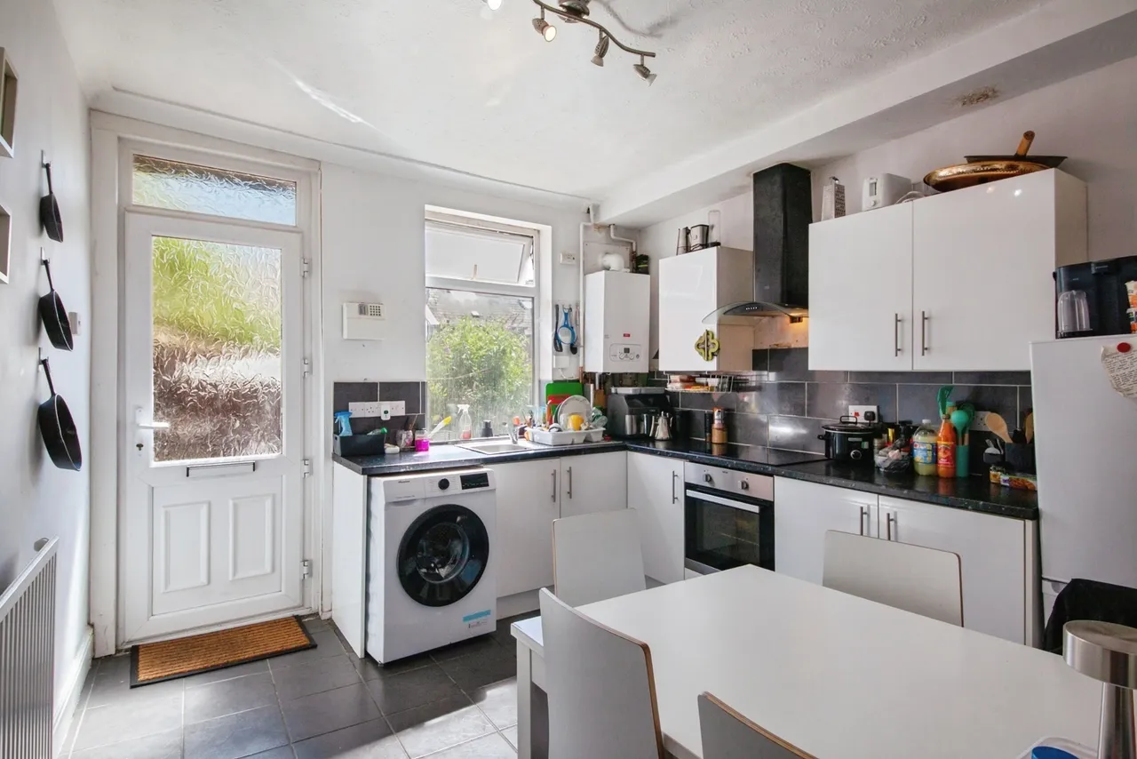 Lancing Road, Sheffield, S2, photo 3