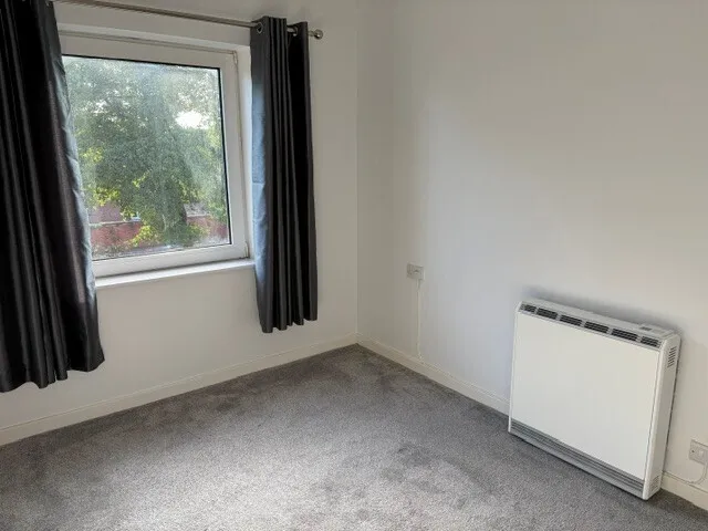 Clifton Drive, FY8, photo 6