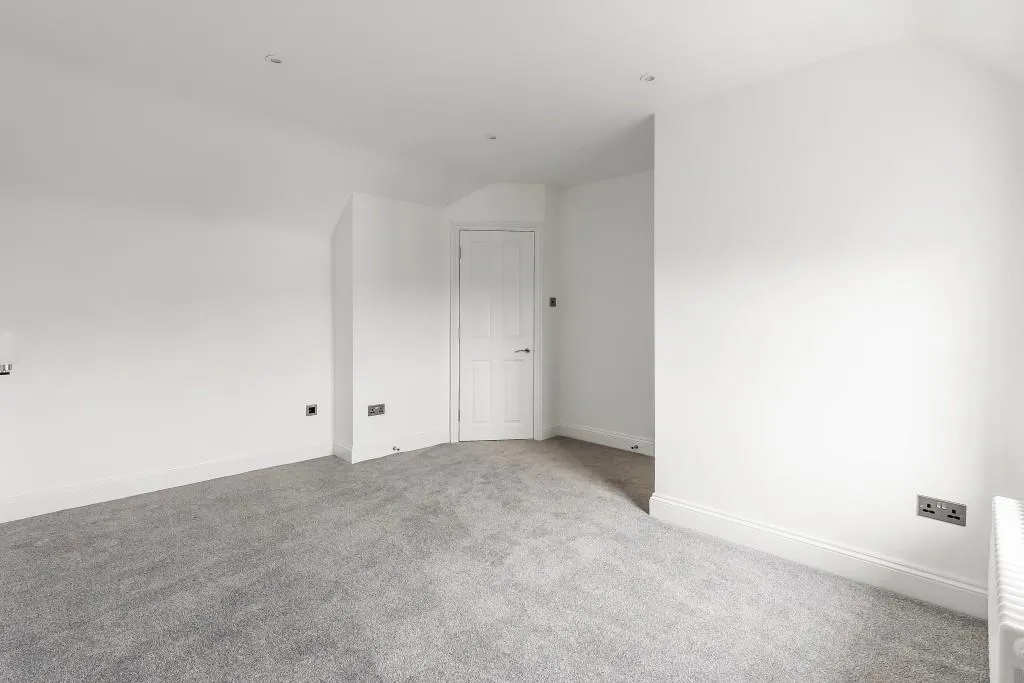 High Street, Dorking, RH4, photo 8