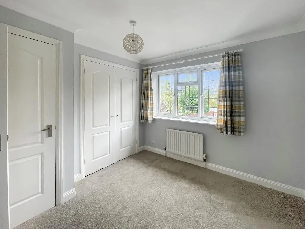 Gwynne Road, Caterham, photo 7