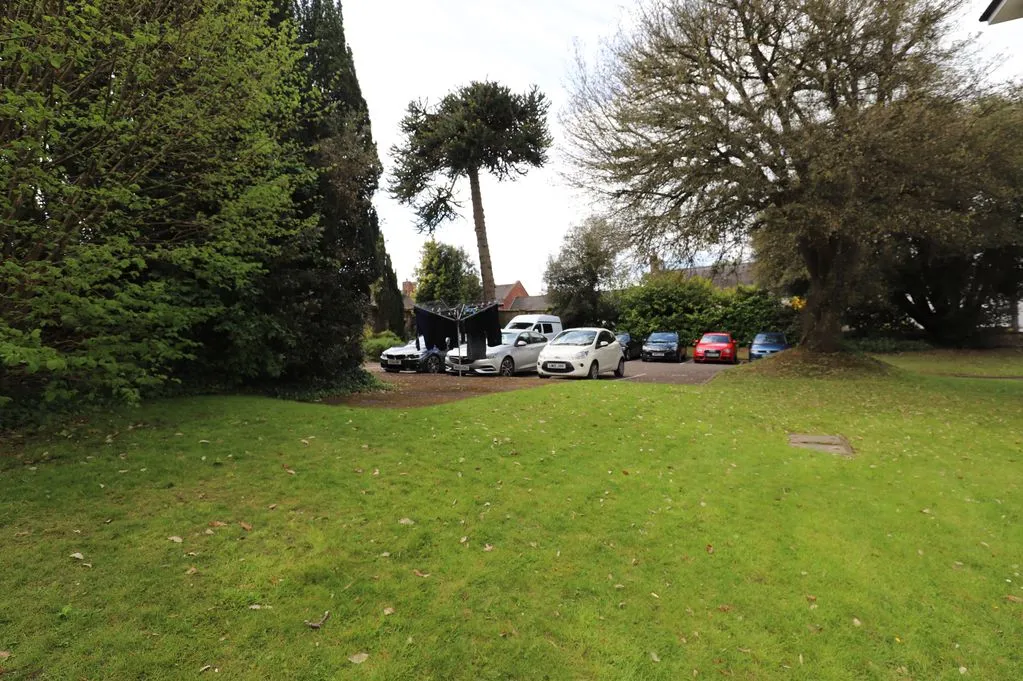 Church Road, Alphington, Exeter, photo 15