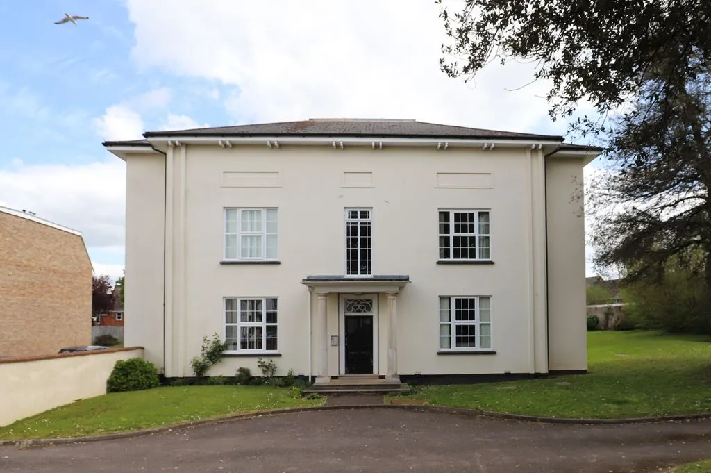 flat for sale — Church Road, Alphington, Exeter