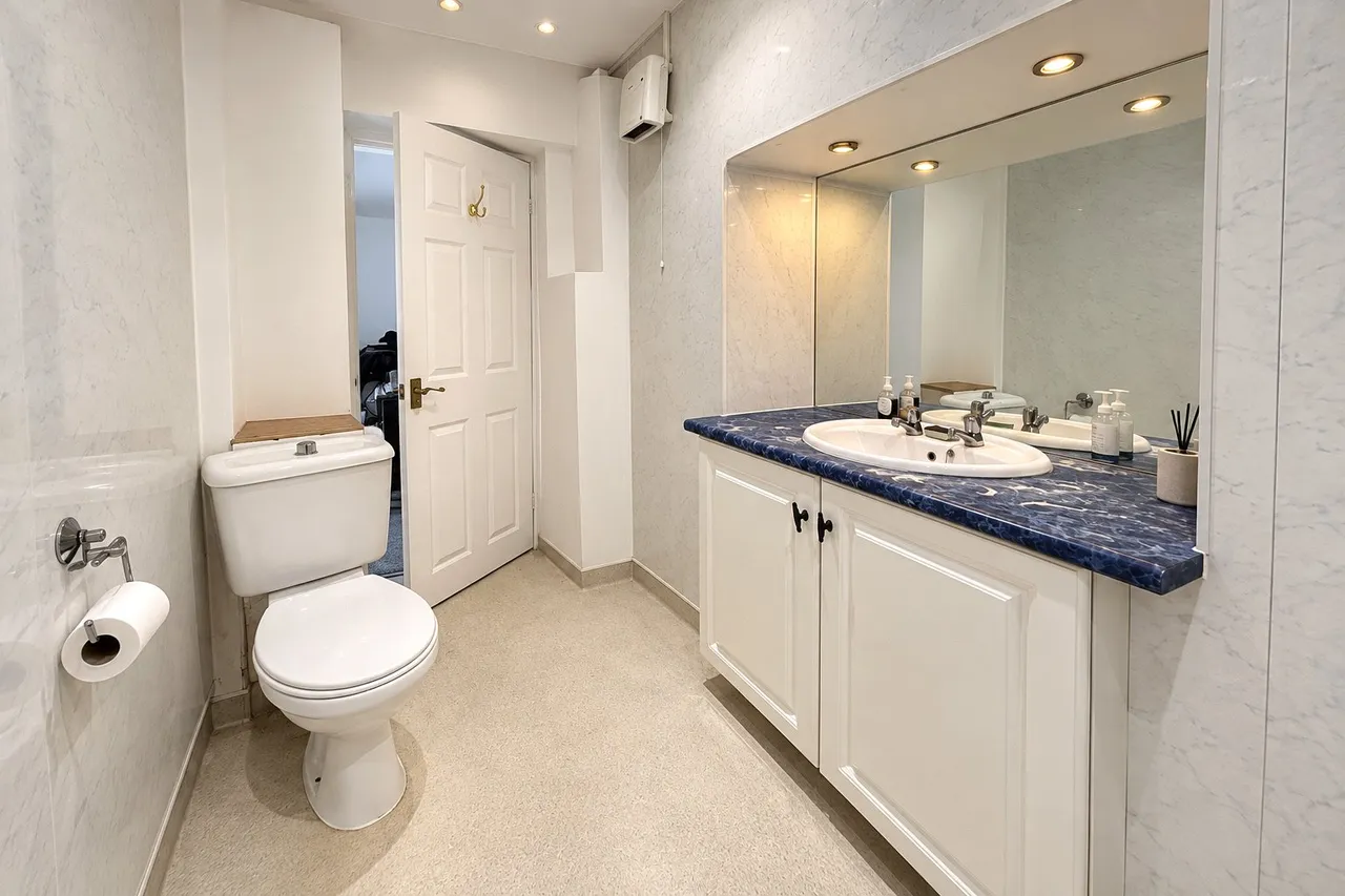 Hawkeridge, Westbury, photo 8