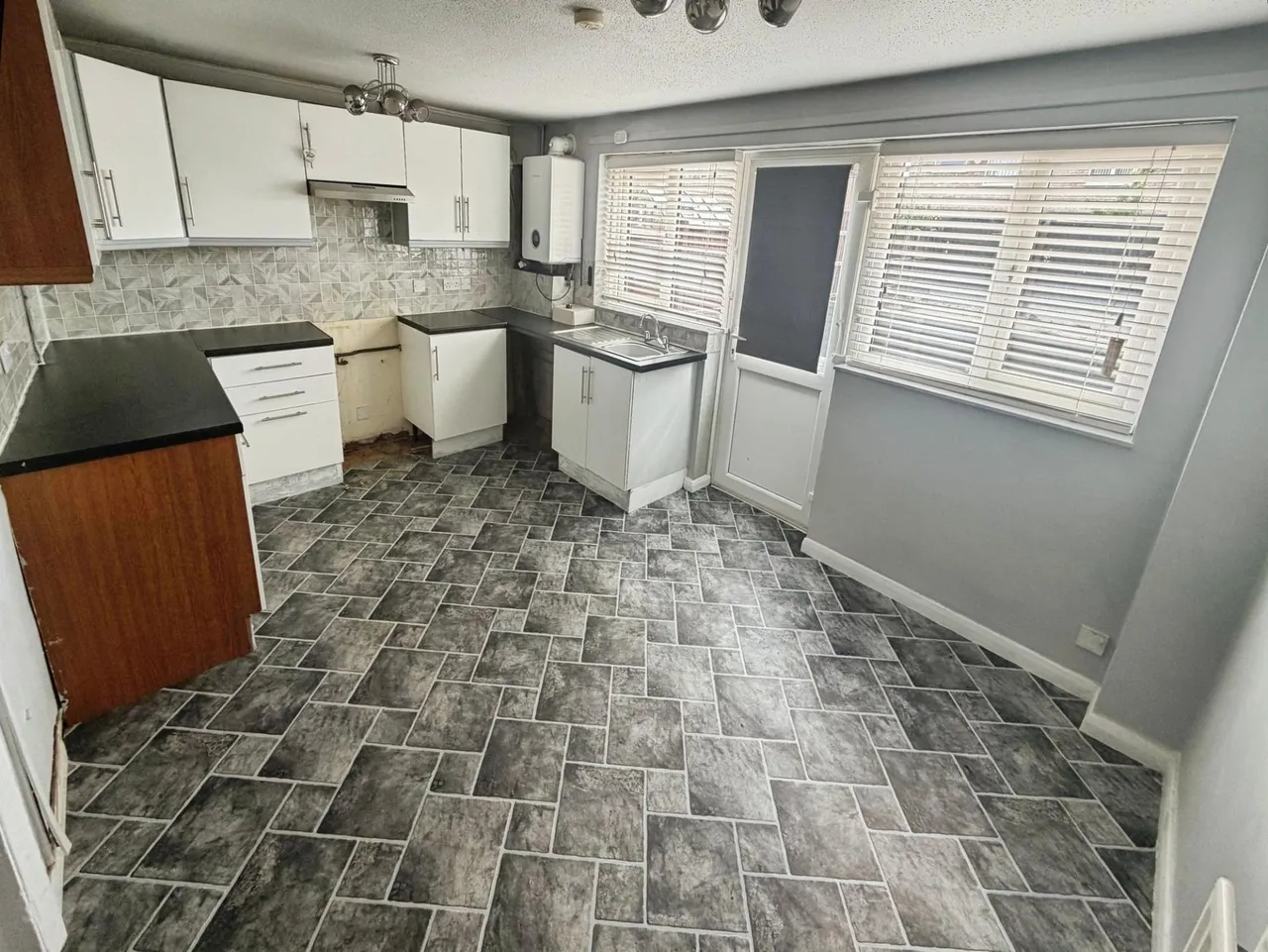 Shakespeare Way, Sutton Hill, TF7, photo 4