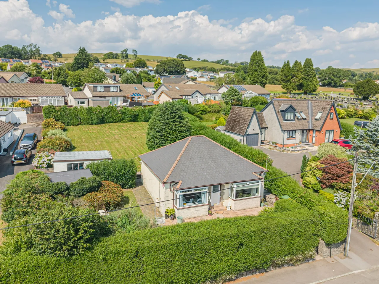 3 bed house for sale, Brynna Road, Brynna, CF72