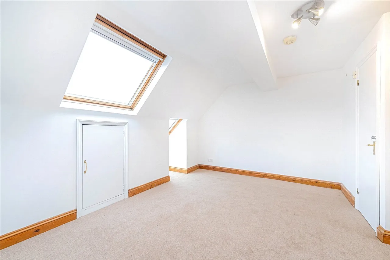 Belgrade Road, Hampton, TW12 2AZ, photo 5