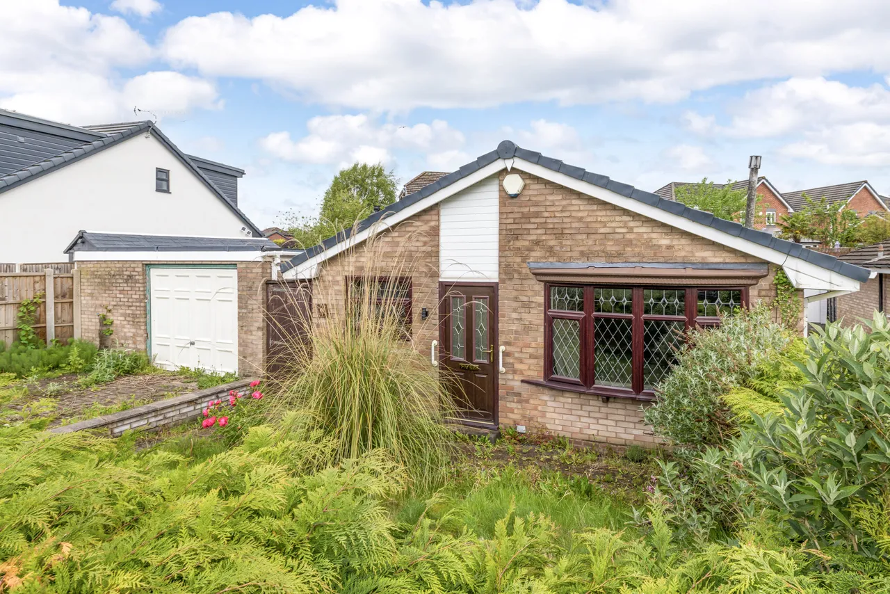 2 bed house for sale, Ashbourne Avenue, Wigan, WN2