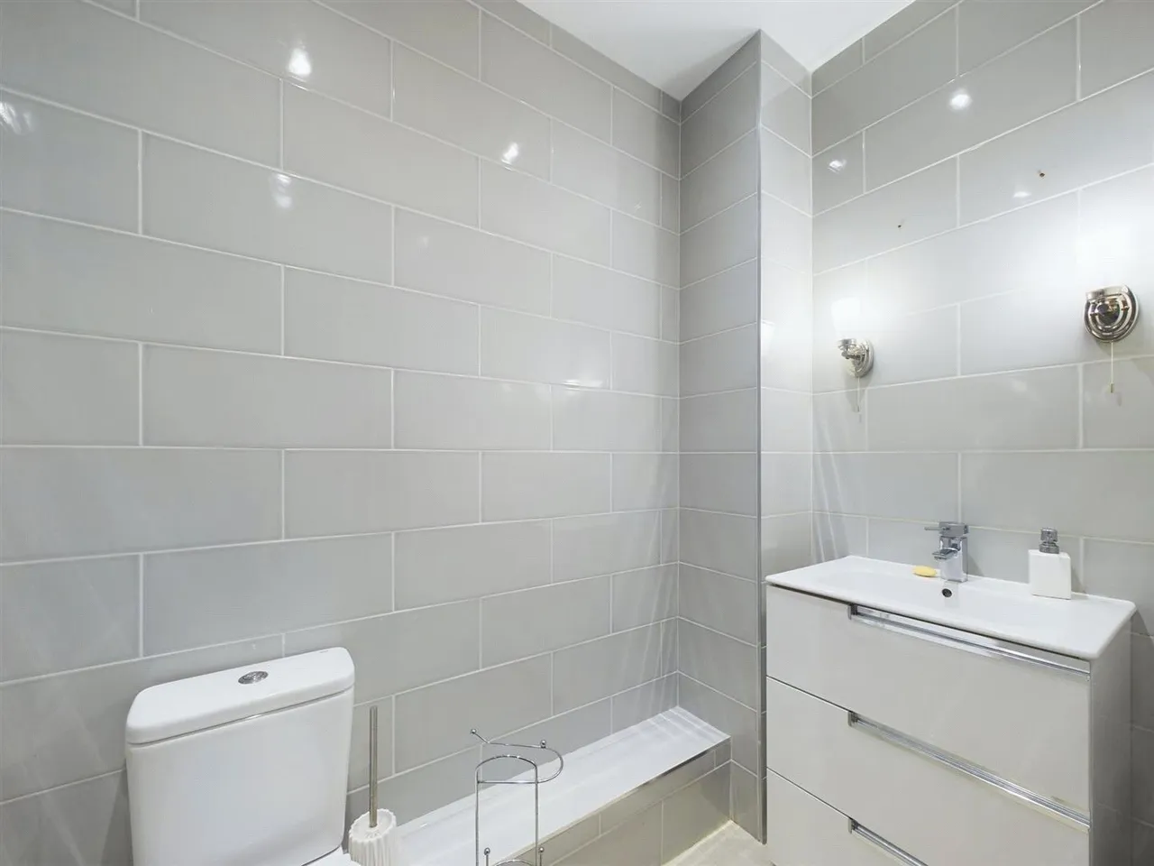 Foregate Street, Chester, Cheshire, CH1 1HJ, photo 6