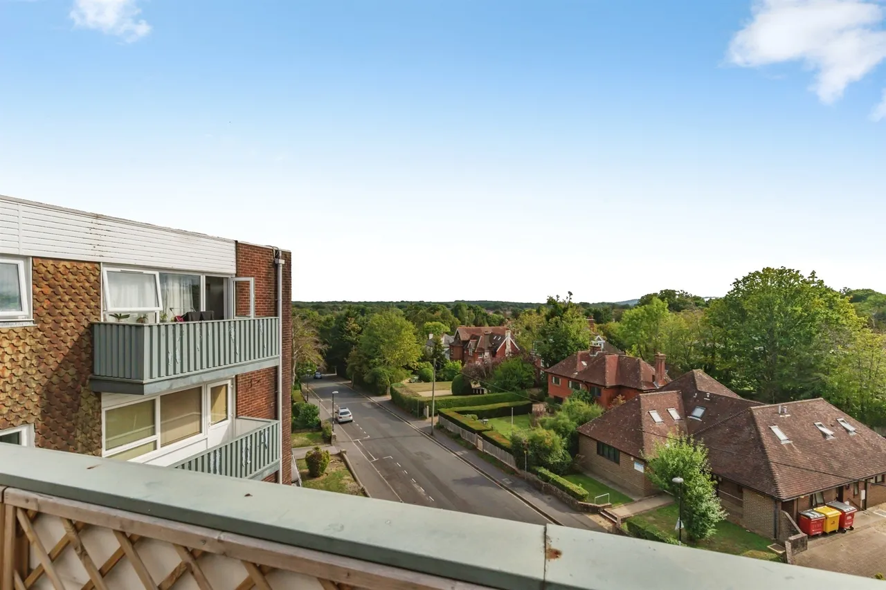 Silverdale Road, Burgess Hill, RH15, photo 13