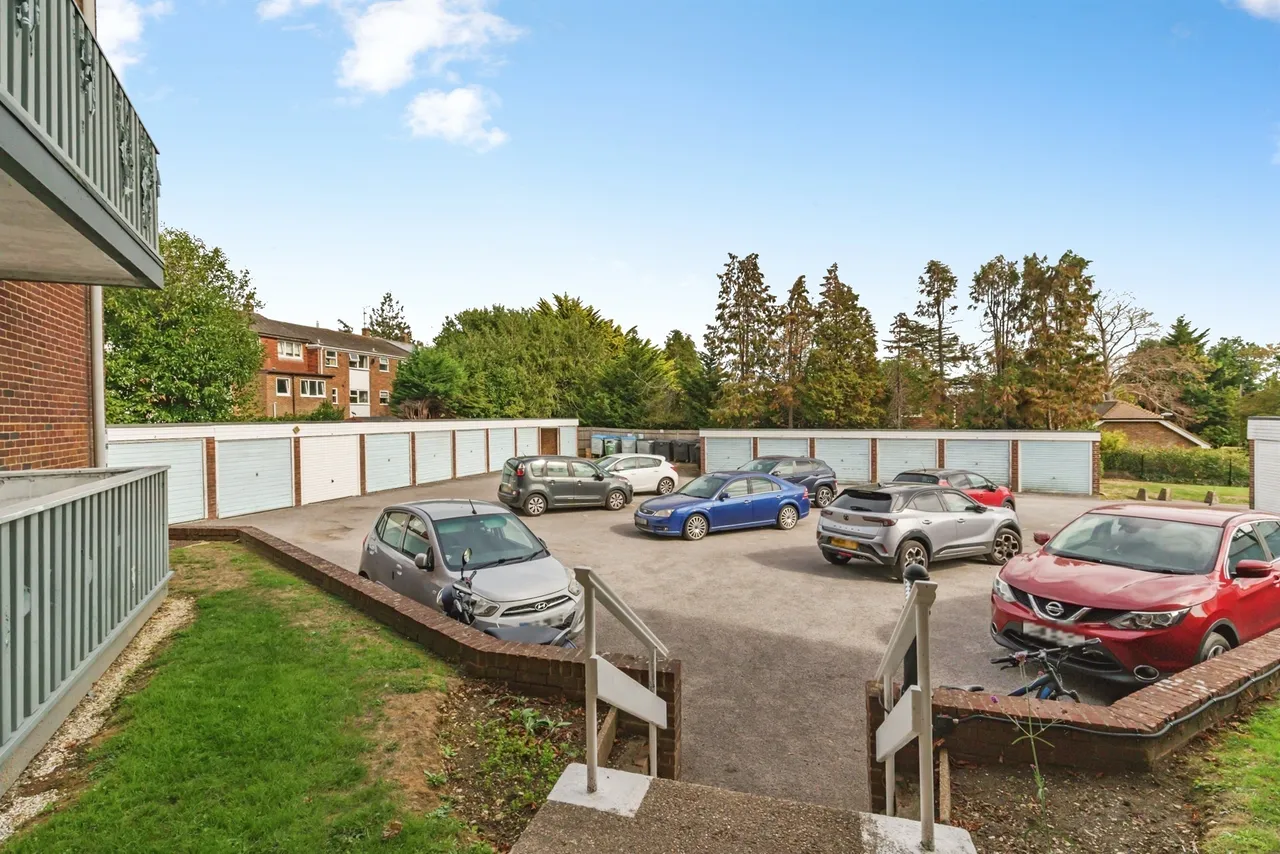 Silverdale Road, Burgess Hill, RH15, photo 12
