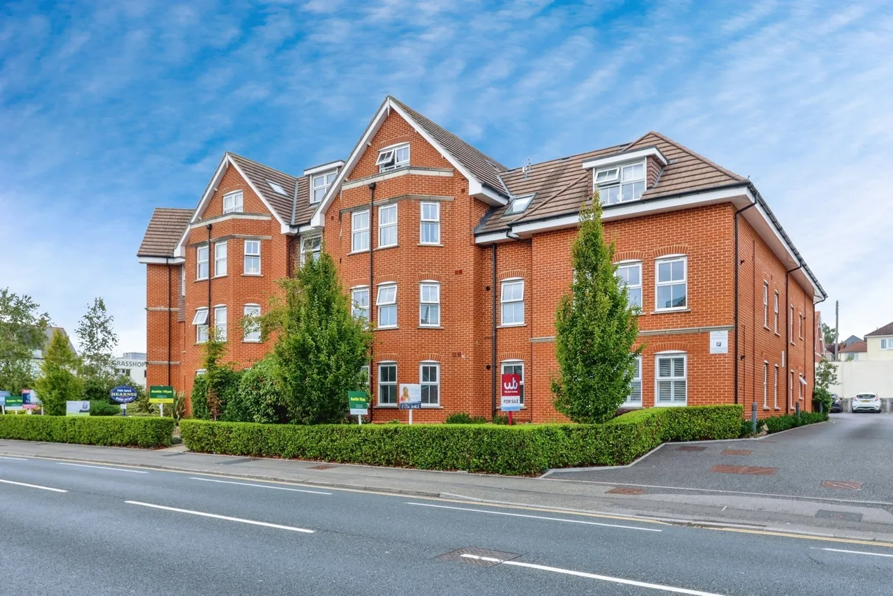 Bournemouth Road, Poole, BH14, photo 10