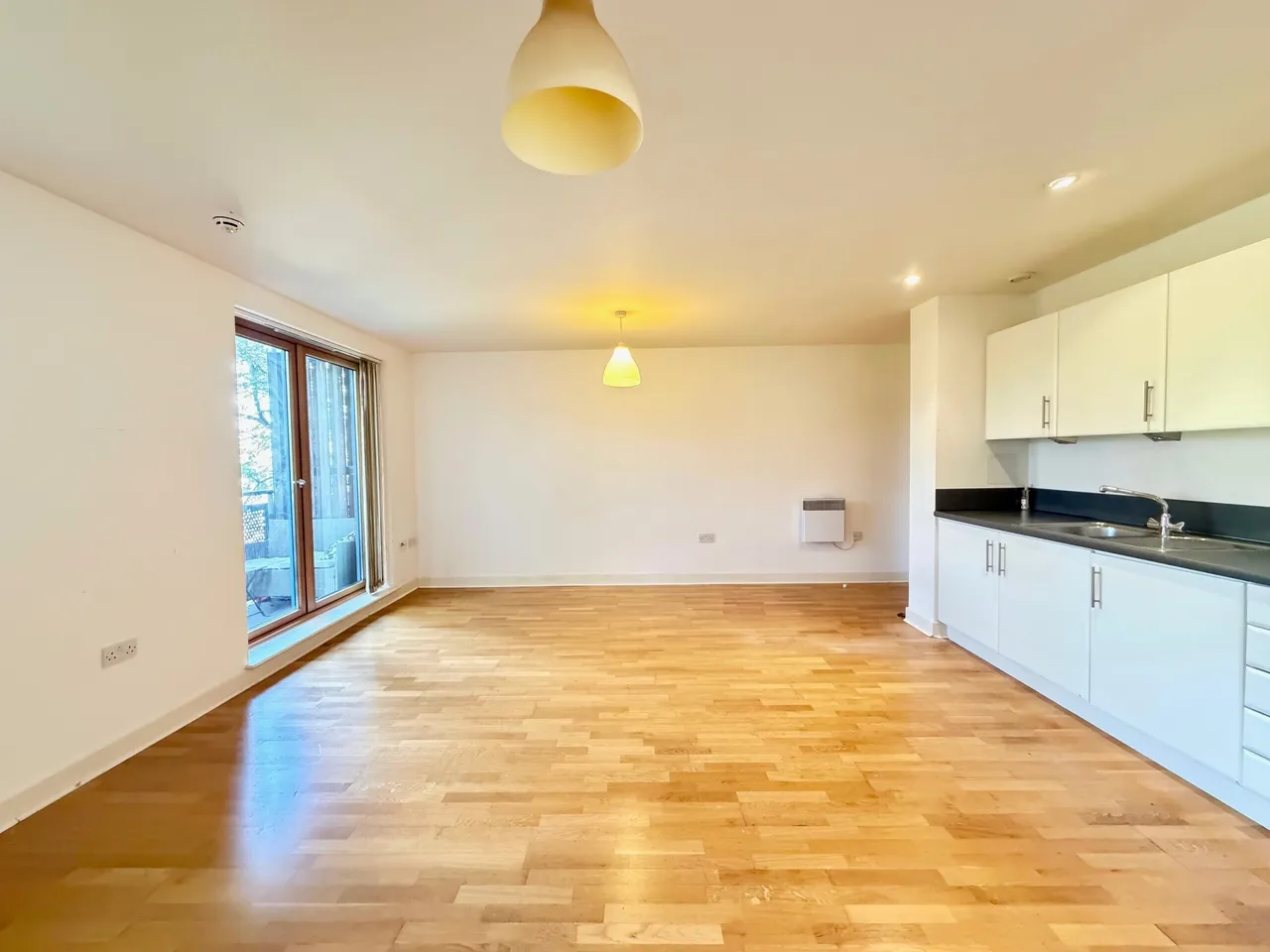 Roundwood Court, Bethnal Green, E2, photo 5