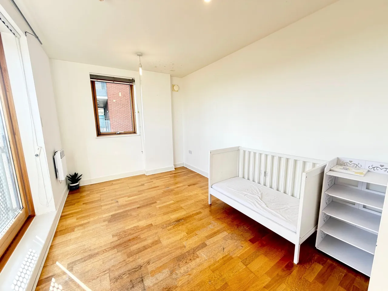 Roundwood Court, Bethnal Green, E2, photo 7