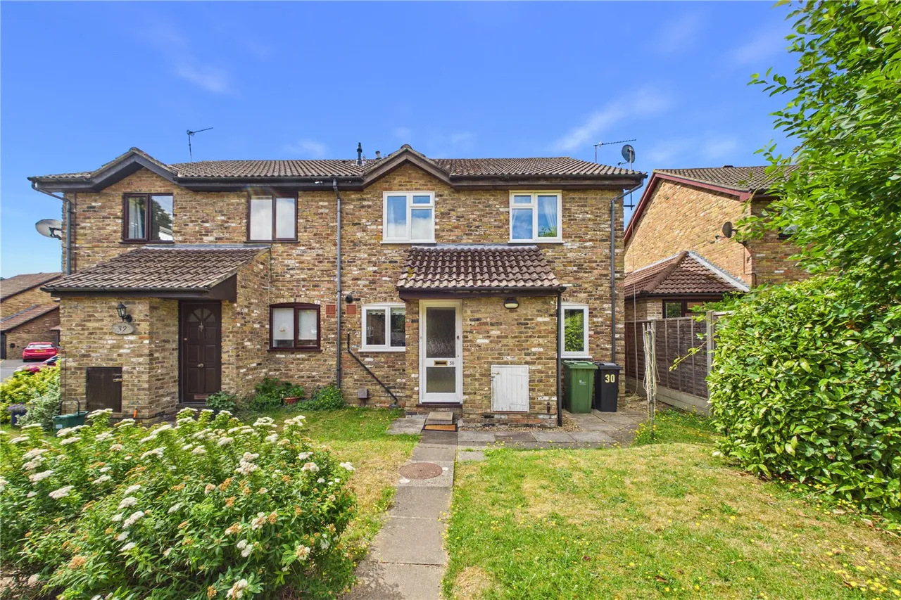 2 bed house for sale, Sorrells Close, Chineham, RG24