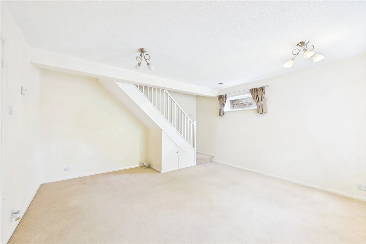 Sorrells Close, Chineham, RG24, photo 7