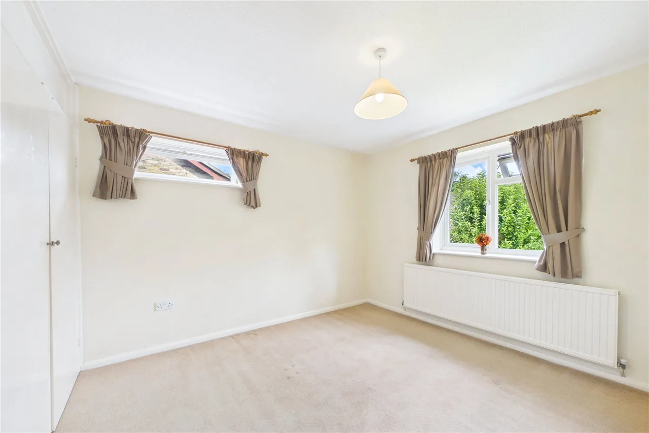 Sorrells Close, Chineham, RG24, photo 6