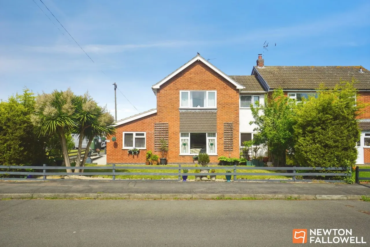 4 bed house for sale, Nanpantan Road, Loughborough, LE11