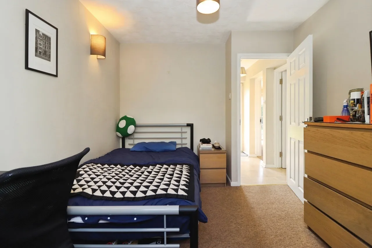 Druetts Close, Bristol, Somerset, BS10, photo 11