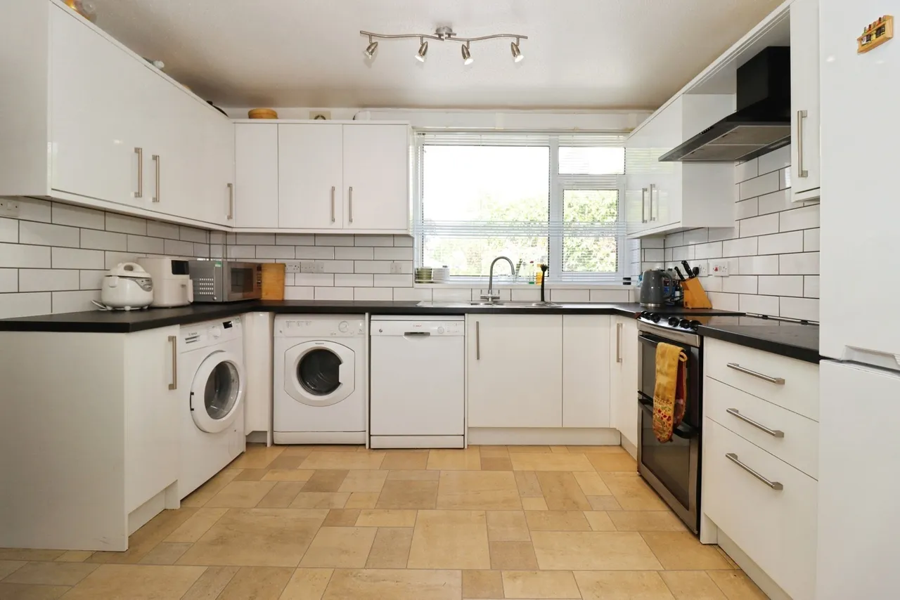 Druetts Close, Bristol, Somerset, BS10, photo 4