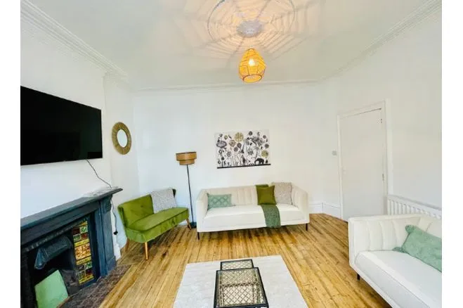 Hawarden Road, Colwyn Bay, LL29, photo 5