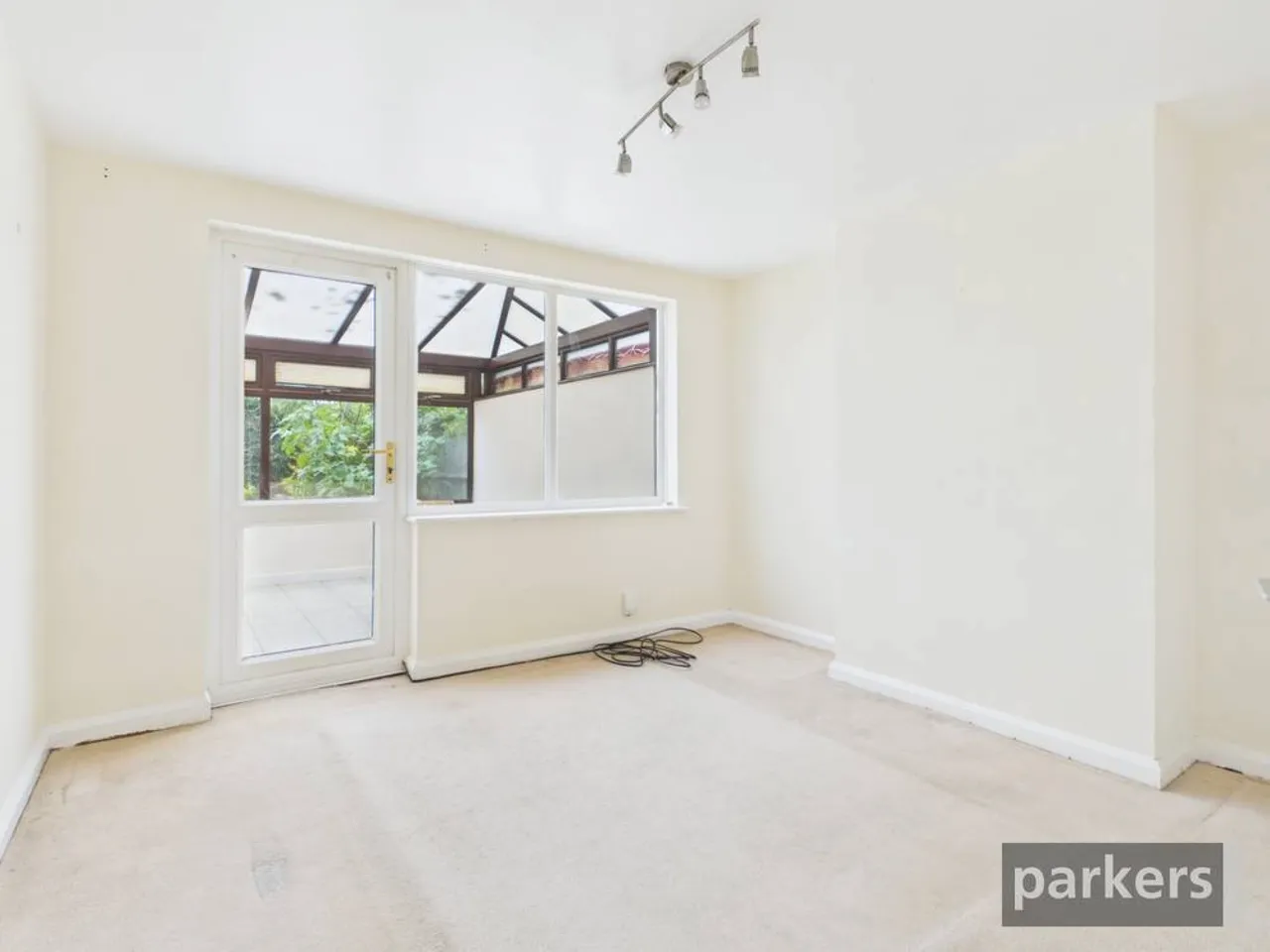 Brizewood, Carterton, OX18, photo 5